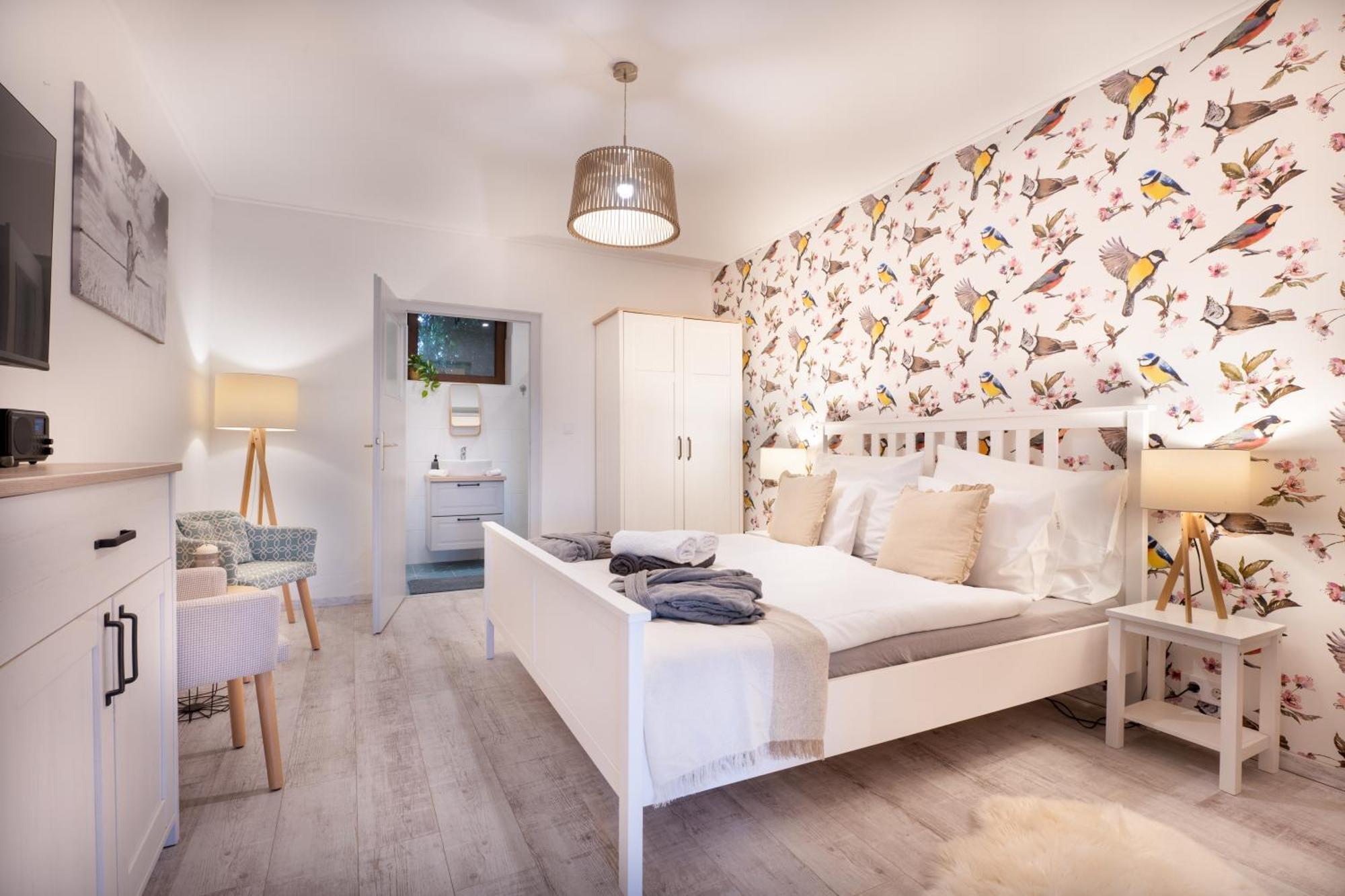 Natura Apartman Tiszafuered Room photo